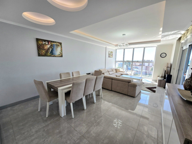 SPACIOUS 4+1 PENTHOUSE WITH UNIQUE LAYOUT — PERFECT FOR FAMILY LIVING!