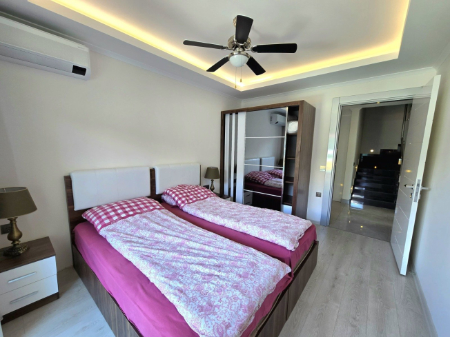 SPACIOUS 4+1 PENTHOUSE WITH UNIQUE LAYOUT — PERFECT FOR FAMILY LIVING!