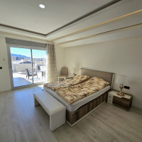 SPACIOUS 4+1 PENTHOUSE WITH UNIQUE LAYOUT — PERFECT FOR FAMILY LIVING!