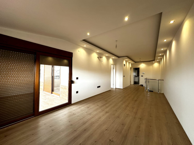Spacious 5+1 Penthouse with Panoramic Views and Huge Terrace – Ideal for a Large Family!