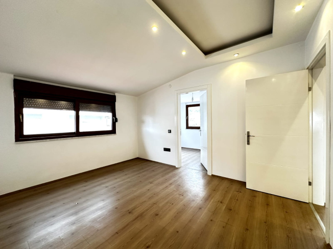 Spacious 5+1 Penthouse with Panoramic Views and Huge Terrace – Ideal for a Large Family!