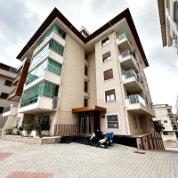 Spacious 5+1 Penthouse with Panoramic Views and Huge Terrace – Ideal for a Large Family!