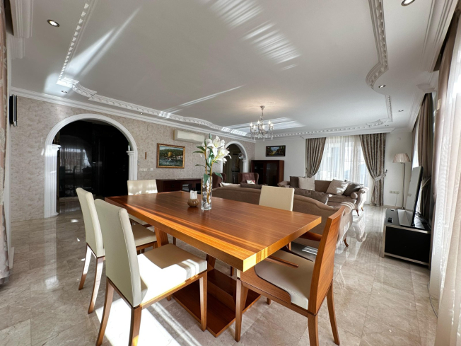 Spacious 4+1 duplex apartment in a luxury complex, ready to move in, unfurnished, for just €210,000!