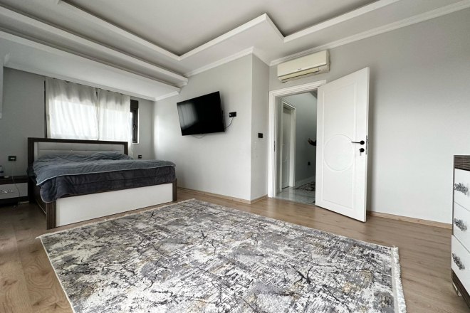 Spacious 4+1 duplex apartment in a luxury complex, ready to move in, unfurnished, for just €210,000!