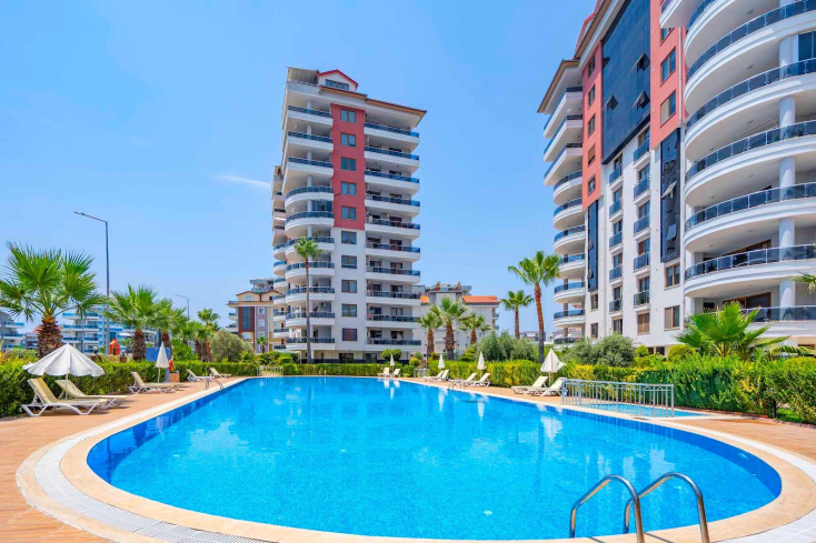 Spacious 4+1 Apartment with Separate Kitchen and Panoramic Views – Perfect for Family Living!