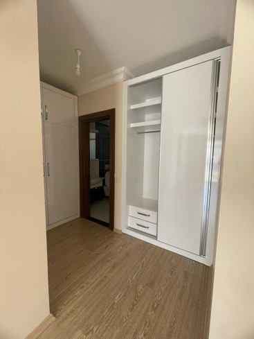 Spacious 4+1 Apartment with Separate Kitchen and Panoramic Views – Perfect for Family Living!