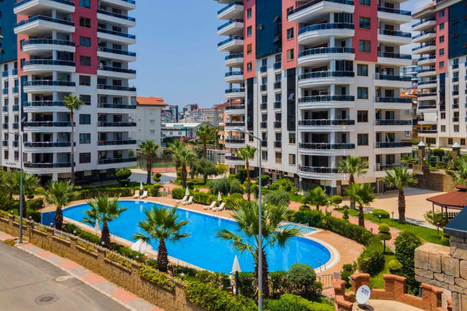 Spacious 4+1 Apartment with Separate Kitchen and Panoramic Views – Perfect for Family Living!