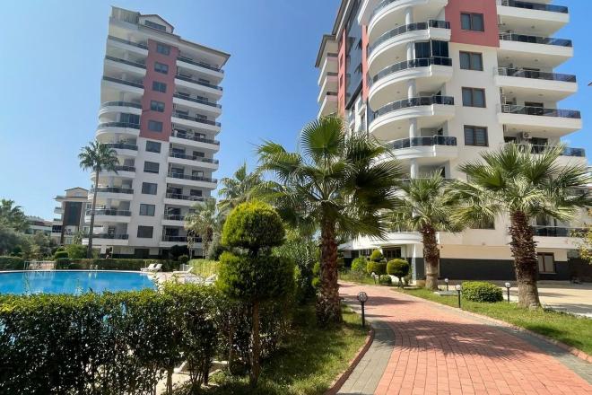 Spacious 4+1 Apartment with Separate Kitchen and Panoramic Views – Perfect for Family Living!