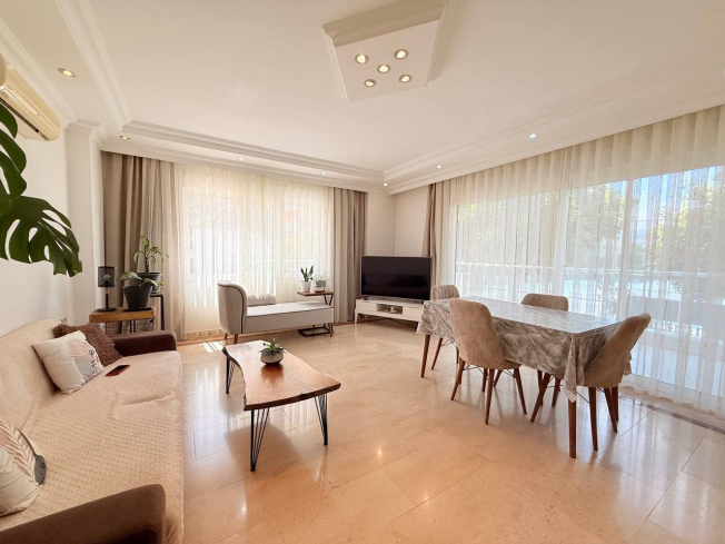Spacious 2+1 Furnished Apartment in Oba with Pool and Parking