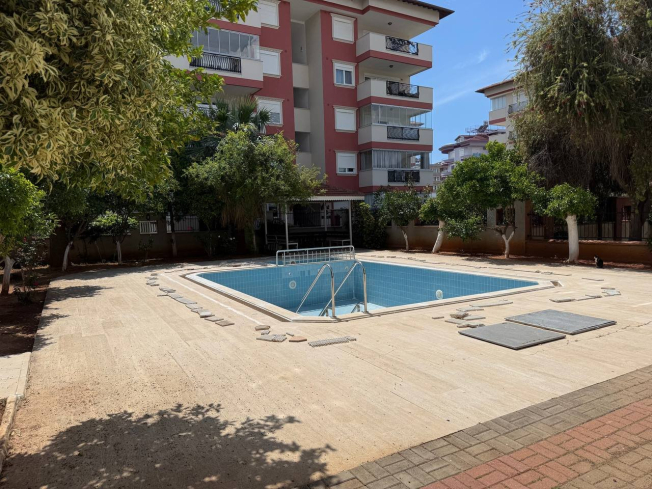 Spacious 2+1 Furnished Apartment in Oba with Pool and Parking