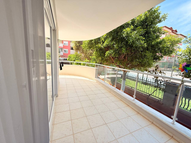 Spacious 2+1 Furnished Apartment in Oba with Pool and Parking
