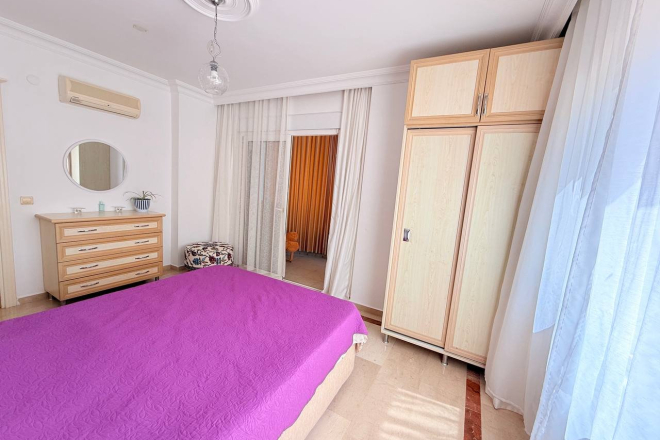 Spacious 2+1 Furnished Apartment in Oba with Pool and Parking