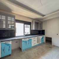 Spacious 4+1 penthouse in a brand-new building  just 50 meters from the sandy beach in the prestigious Oba area