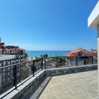 Spacious 4+1 penthouse in a brand-new building  just 50 meters from the sandy beach in the prestigious Oba area