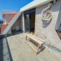 Spacious 4+1 penthouse in a brand-new building  just 50 meters from the sandy beach in the prestigious Oba area