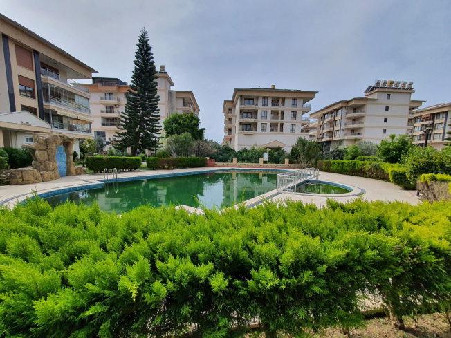 Spacious 300 m² Furnished Apartment with Pool & Garden in the Heart of Oba