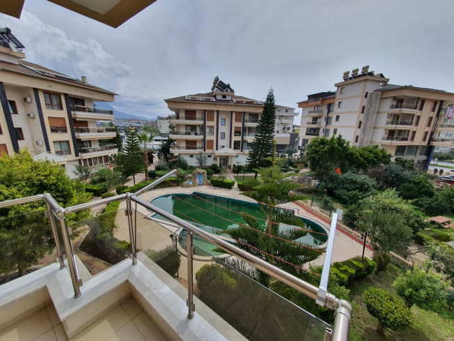 Spacious 300 m² Furnished Apartment with Pool & Garden in the Heart of Oba