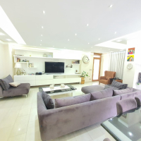 Spacious 300 m² Furnished Apartment with Pool & Garden in the Heart of Oba
