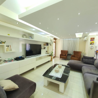 Spacious 300 m² Furnished Apartment with Pool & Garden in the Heart of Oba