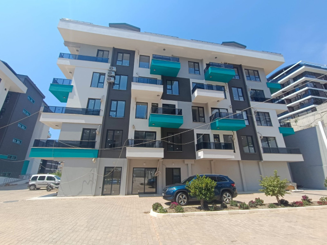 Brand-New Apartment with High-Quality Finishing and Rich Facilities at an Attractive Price!