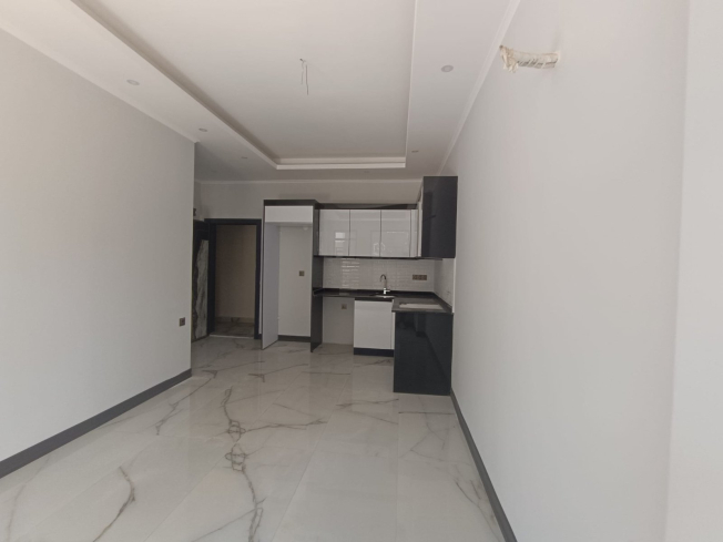 Brand-New Apartment with High-Quality Finishing and Rich Facilities at an Attractive Price!