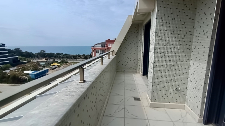 Penthouse for Perfect Summer Family Holidays — Beach & Aquapark on Site!