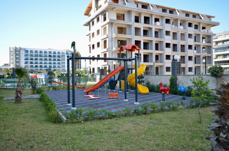 Penthouse for Perfect Summer Family Holidays — Beach & Aquapark on Site!