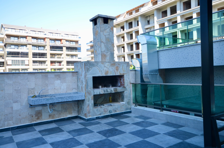 Penthouse for Perfect Summer Family Holidays — Beach & Aquapark on Site!