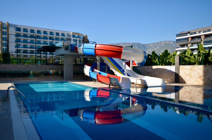 Penthouse for Perfect Summer Family Holidays — Beach & Aquapark on Site!