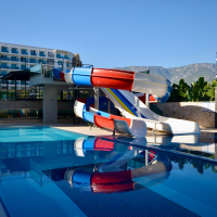 Penthouse for Perfect Summer Family Holidays — Beach & Aquapark on Site!