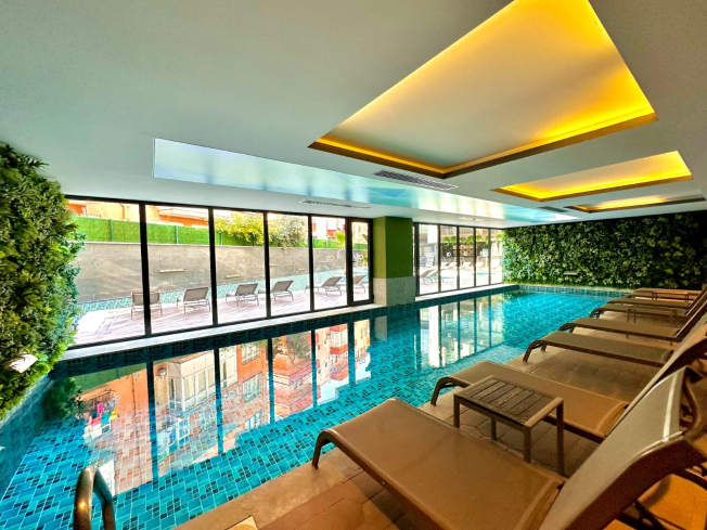 Modern apartment with stylish design near Cleopatra beach