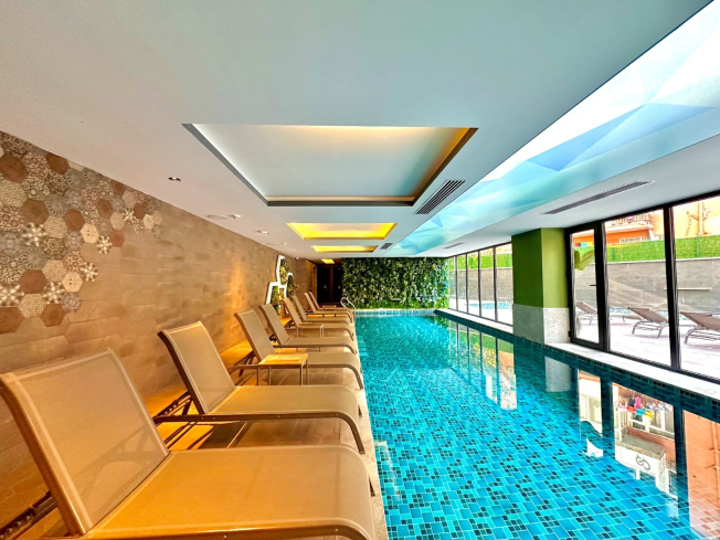 Modern apartment with stylish design near Cleopatra beach