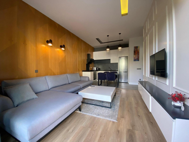 Modern apartment with stylish design near Cleopatra beach