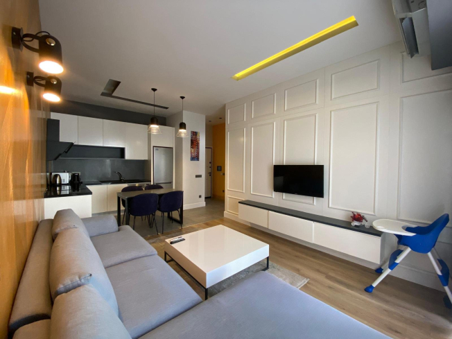 Modern apartment with stylish design near Cleopatra beach