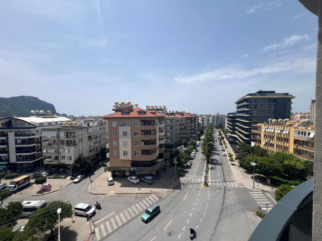 Stylish 1+1 Apartment with Castle and City View in the Heart of Alanya
