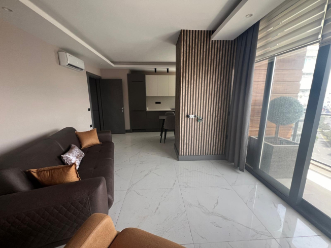 Stylish 1+1 Apartment with Castle and City View in the Heart of Alanya