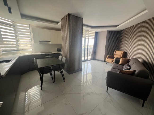 Stylish 1+1 Apartment with Castle and City View in the Heart of Alanya