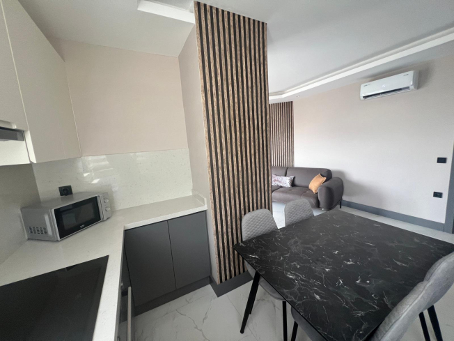 Stylish 1+1 Apartment with Castle and City View in the Heart of Alanya