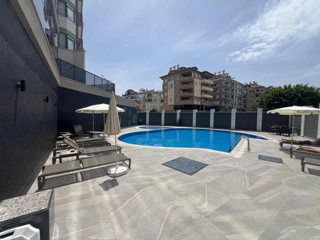 Stylish 1+1 Apartment with Castle and City View in the Heart of Alanya
