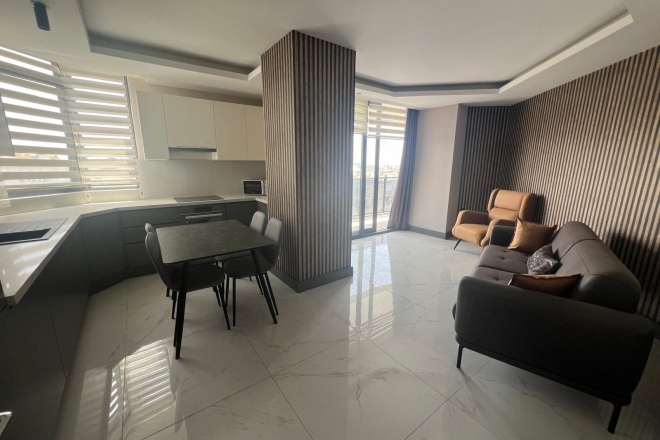 Stylish 1+1 Apartment with Castle and City View in the Heart of Alanya