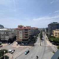 Stylish 1+1 Apartment with Castle and City View in the Heart of Alanya