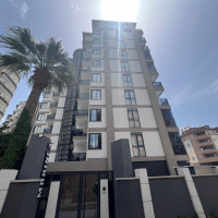 Stylish 1+1 Apartment with Castle and City View in the Heart of Alanya