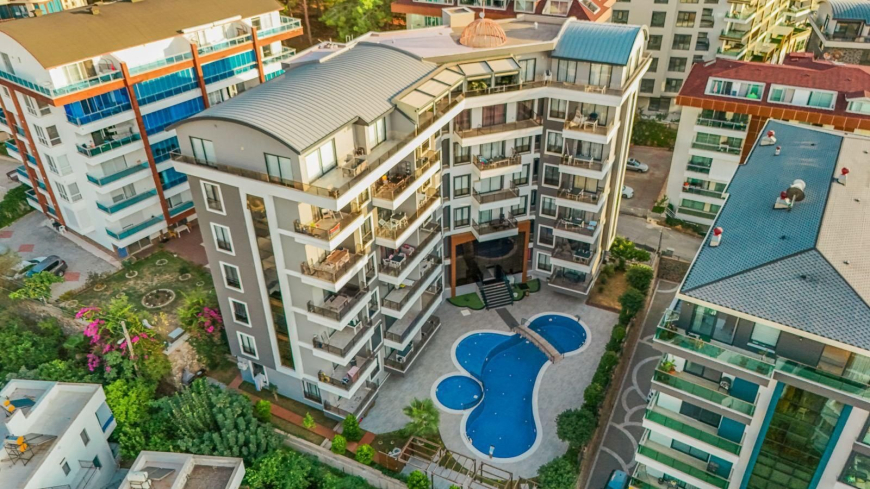 Spacious 2+1 Apartment Close to the Sea in Kargicak — Fully Furnished with Sea View!