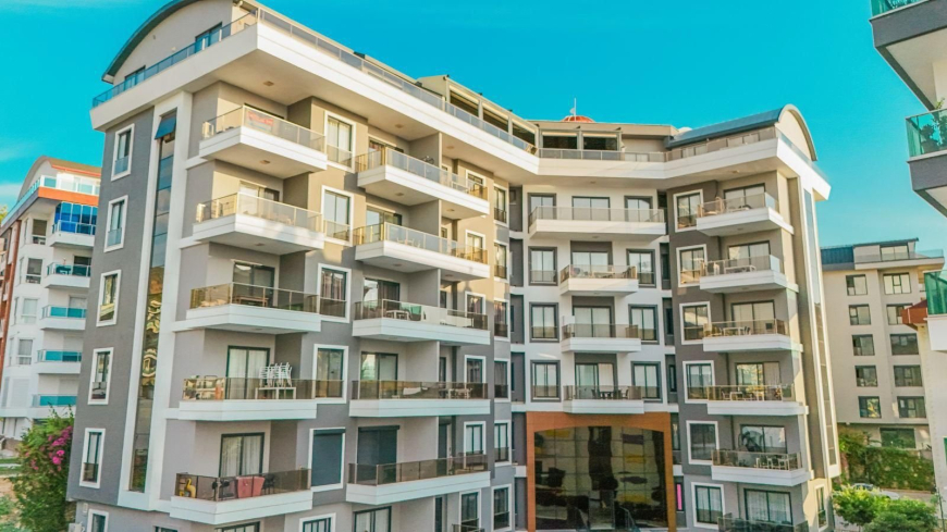 Spacious 2+1 Apartment Close to the Sea in Kargicak — Fully Furnished with Sea View!