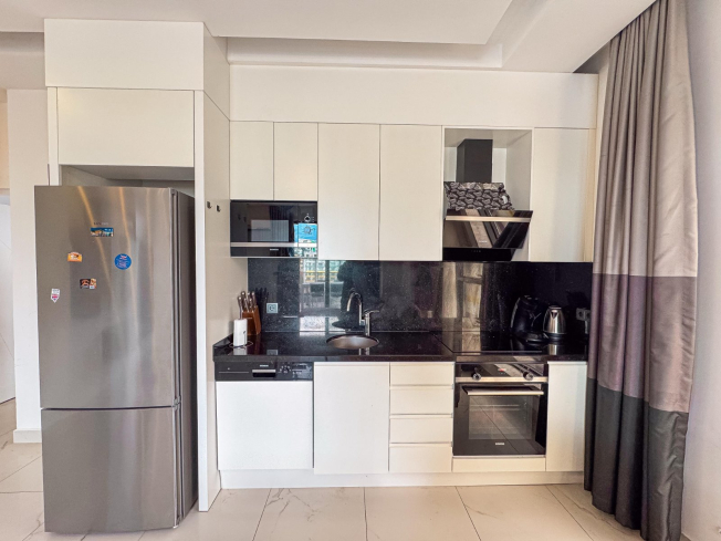 Spacious 2+1 Apartment Close to the Sea in Kargicak — Fully Furnished with Sea View!