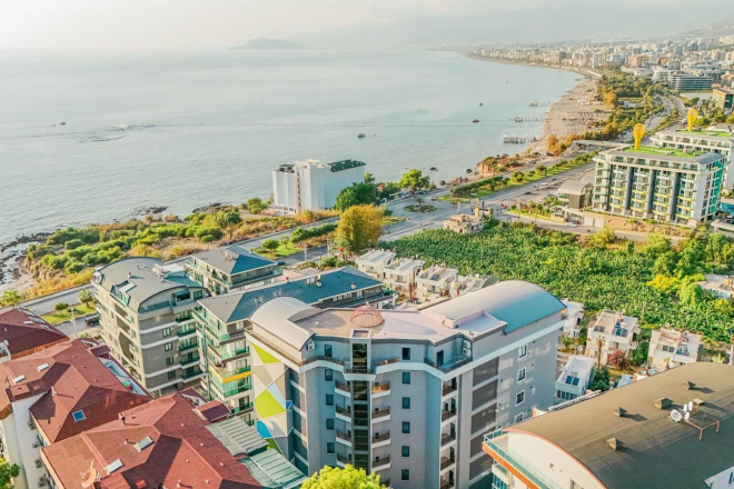 Spacious 2+1 Apartment Close to the Sea in Kargicak — Fully Furnished with Sea View!