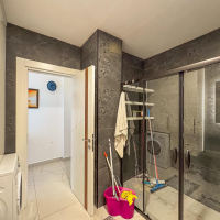 Spacious 2+1 Apartment Close to the Sea in Kargicak — Fully Furnished with Sea View!