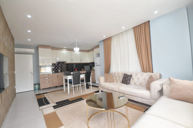 Spacious 2+1 Furnished Apartment with Pool in Mahmutlar