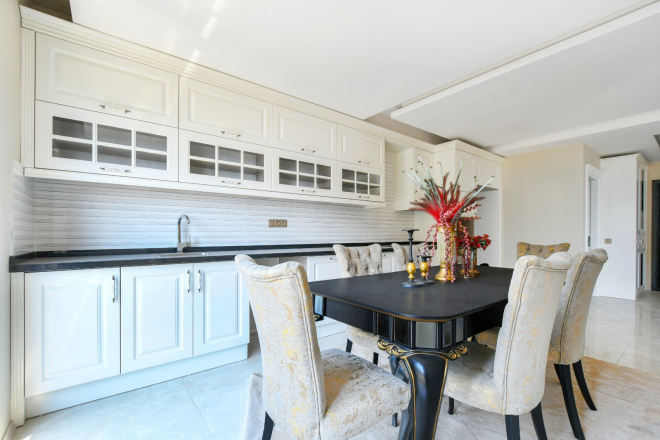 Luxury 3+1 Penthouse in Kargicak — 100 m to the sea, eligible for citizenship