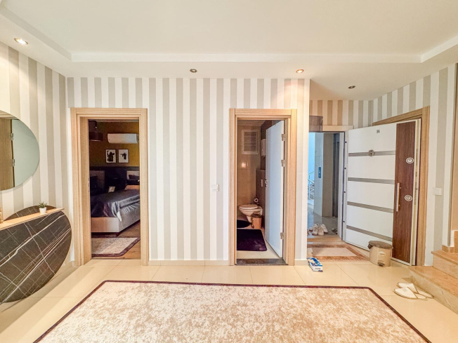 Luxury 4+1 Garden Duplex in Kestel